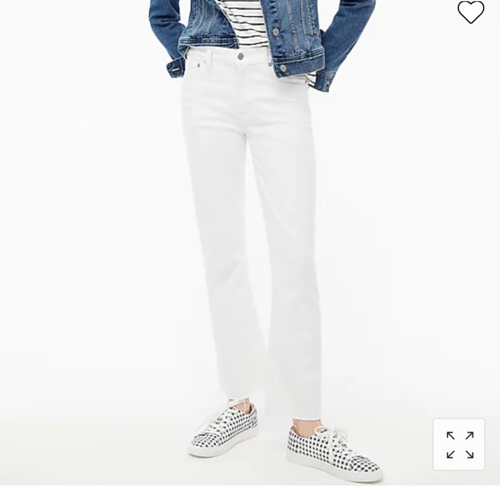 BRAND NEW! flare crop cut hem white jeans size 30